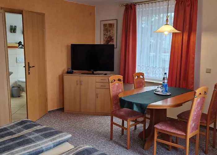 Galeriecafe Und Ambiente بيت ضيافة تسيتاو