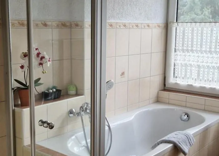 بيت ضيافة Galeriecafe Und Ambiente تسيتاو